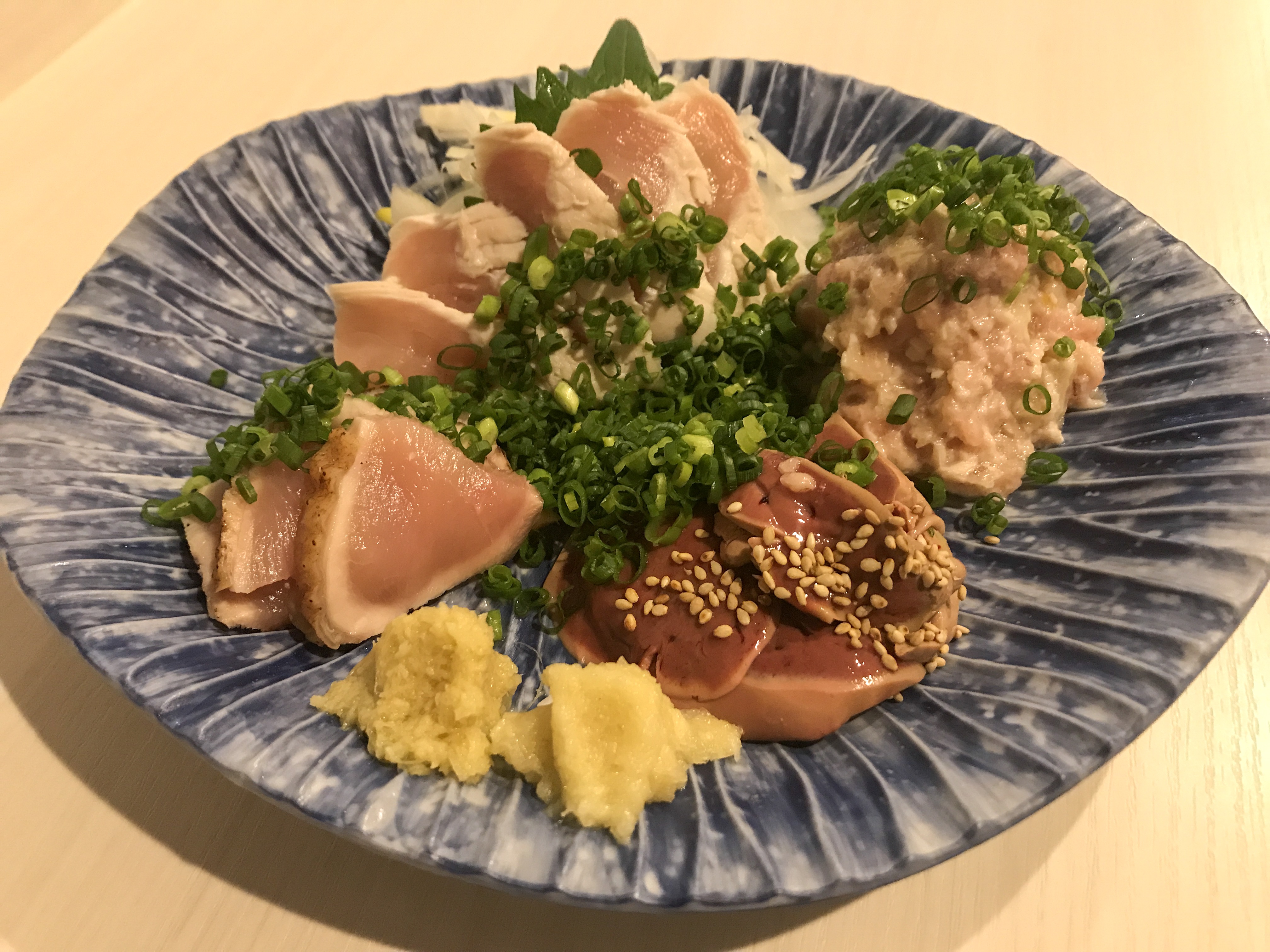 鳥刺し